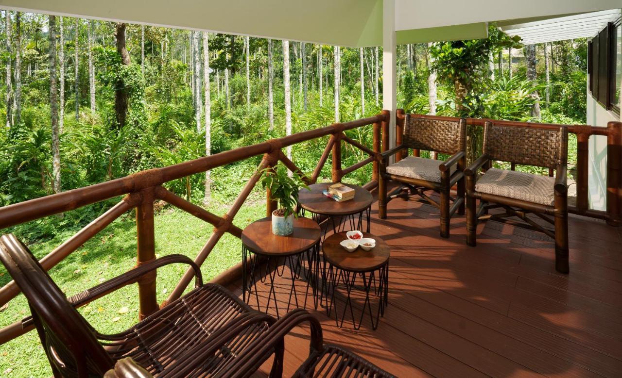 Mystic Trees, Kumily Apartment Thekkady Bagian luar foto