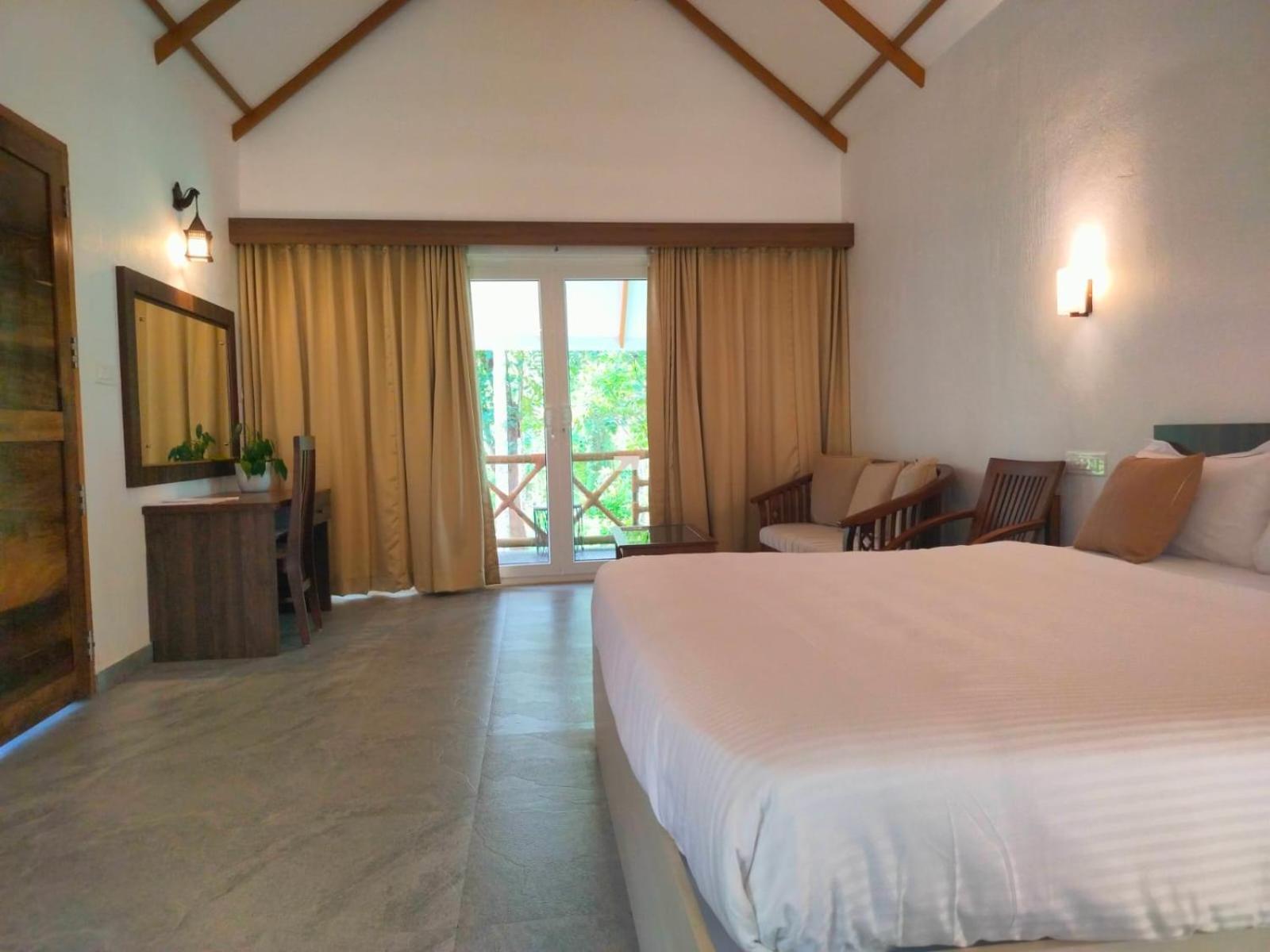 Mystic Trees, Kumily Apartment Thekkady Bagian luar foto